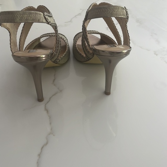 TAHARI Linen and Bronze Heeled Stiletto Sandals size 10 - Picture 6 of 10